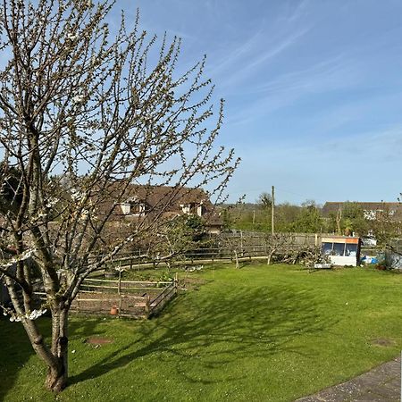 Mulberry Lawn Apartments Brading Luaran gambar